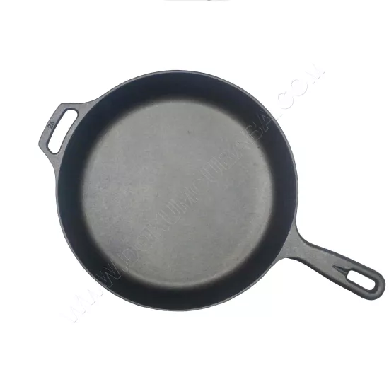 Kaplamasız döküm tava 26cm-KUSURLU(AÇIKLAMAYI OKUYUNUZ)